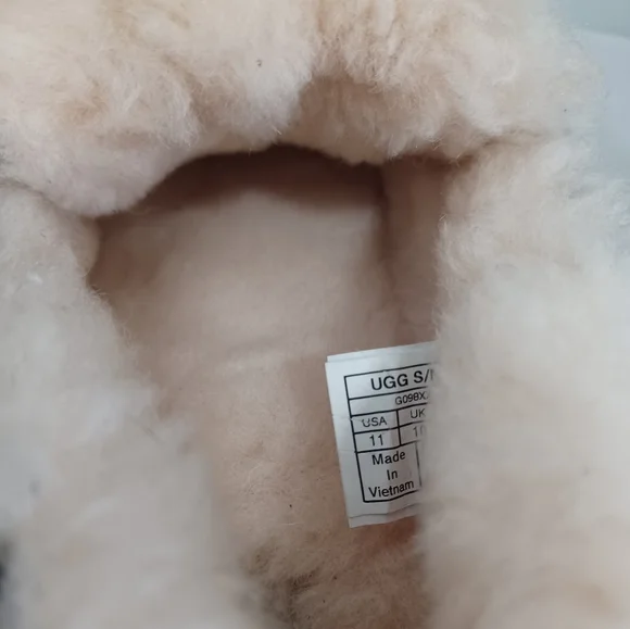 Ugg Slippers Loafers Moc Black Suede Leather Men's Size 11 - Picture 9 of 12